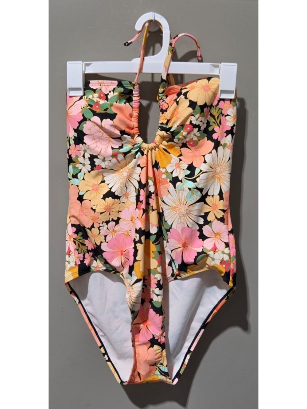 Shade & Shore Floral Print Halter & Keyhole Front 1 Pc Swimsuit - Sz Medium 8/10